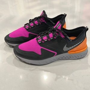 Nike Odyssey React 8.5